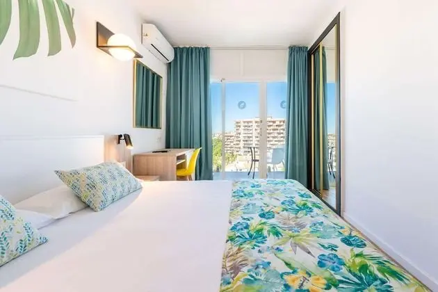 Superior Büyük Yataklı Tek Kişilik Oda, Balkon