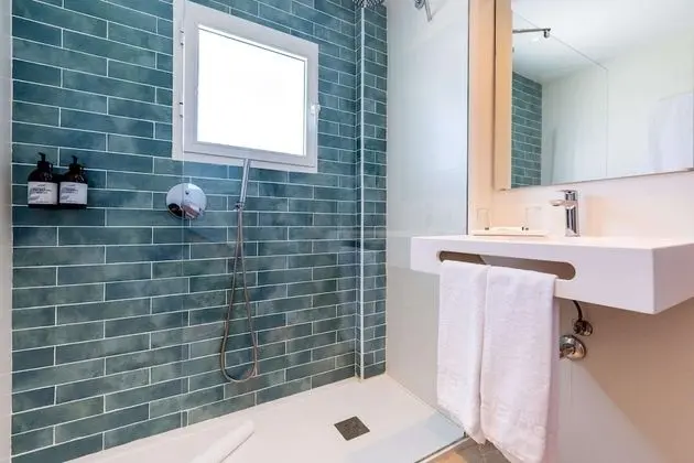 Superior Büyük Yataklı Tek Kişilik Oda, Balkon