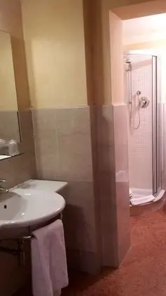 Classic Tek Büyük Yataklı Oda