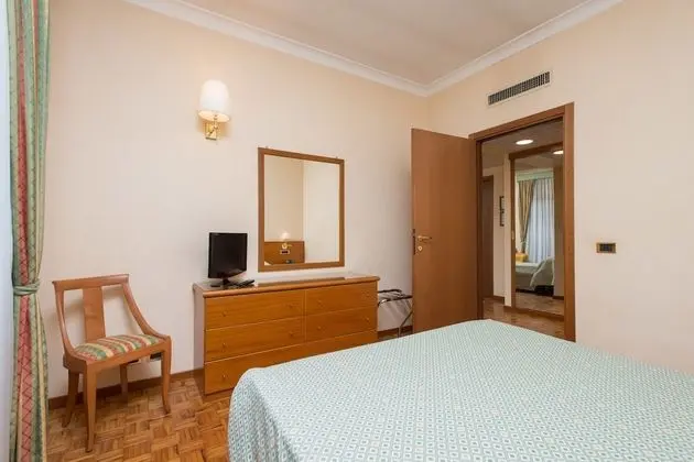 Family Dört Kişilik Oda