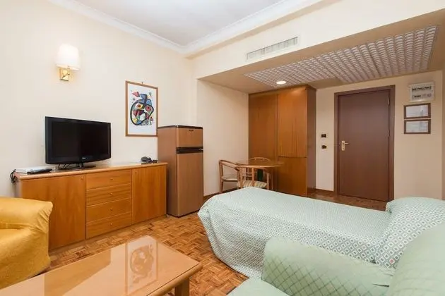 Standard Üç Kişilik Oda