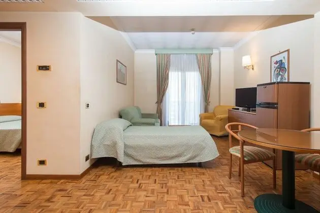 Standard Üç Kişilik Oda