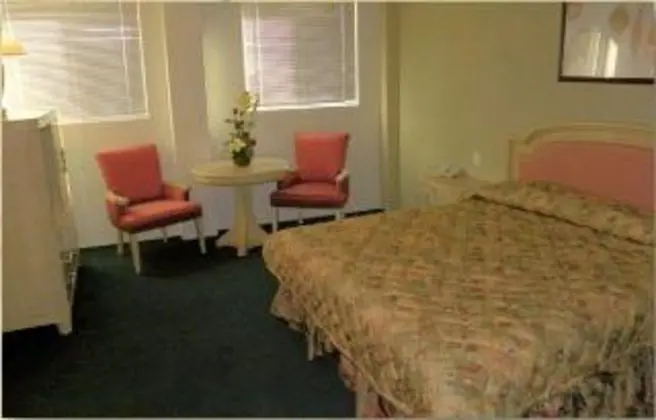 JUNIOR SUITE