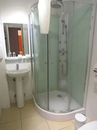 Standard Dört Kişilik Oda, 1 Yatak Odası