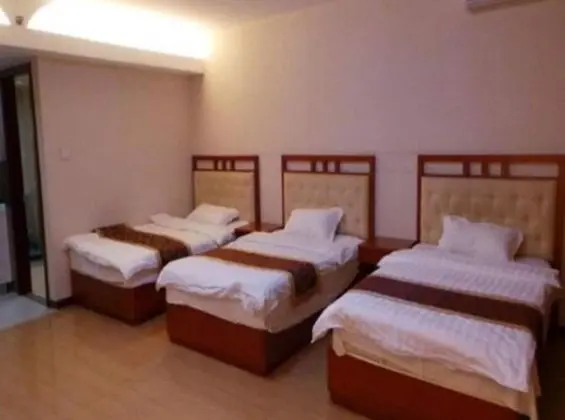 Üç Kişilik Oda
