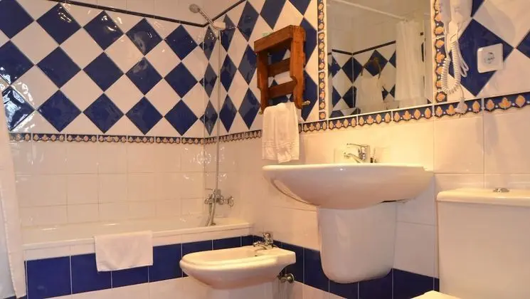 Standard Tek Büyük veya İki Ayrı Yataklı Oda