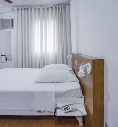 Tek Büyük Yataklı Oda, 1 Çift Kişilik Yatak