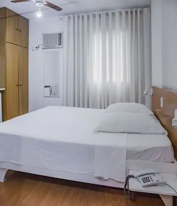 Tek Büyük Yataklı Oda, 1 Çift Kişilik Yatak