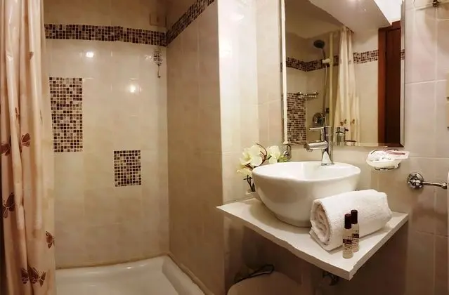 Classic Üç Kişilik Oda, 1 Yatak Odası