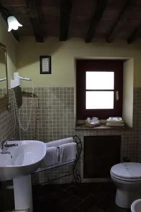 Traditional Tek Büyük Yataklı Oda, Özel Banyo, Tepe Manzaralı