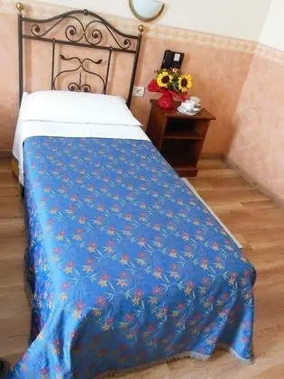 Tek Kişilik Oda