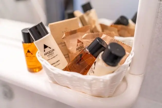 Superior Üç Kişilik Oda, Kısmi Deniz Manzaralı