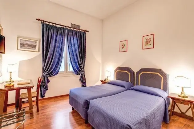 Üç Kişilik Oda