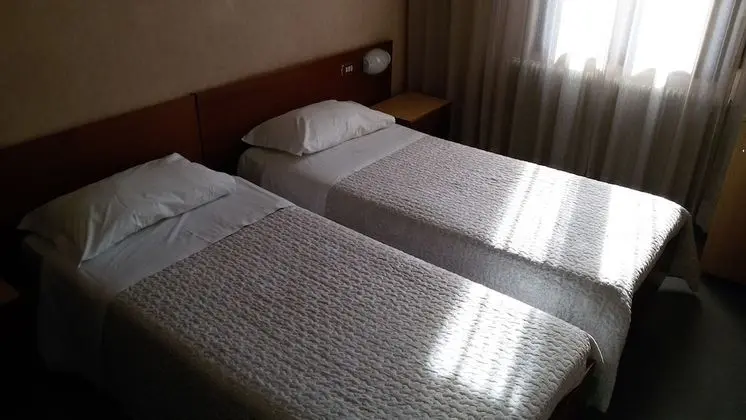 Standard Oda, 1 Çift Kişilik Yatak