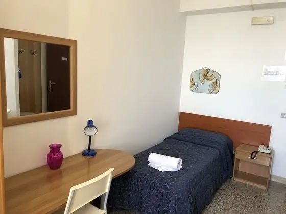Tek Kişilik Oda