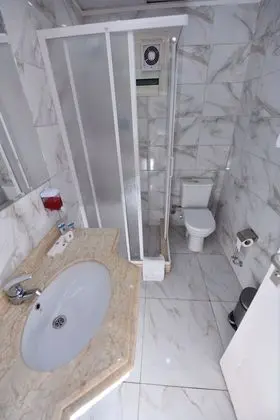 Standard Tek Büyük veya İki Ayrı Yataklı Oda, Deniz Manzaralı