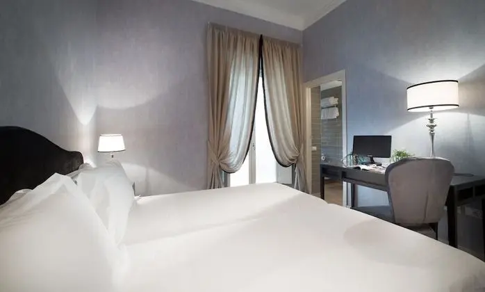 Tek Büyük Yataklı Oda