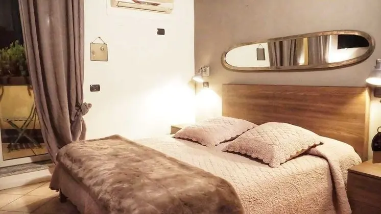 Tek Büyük Yataklı Oda