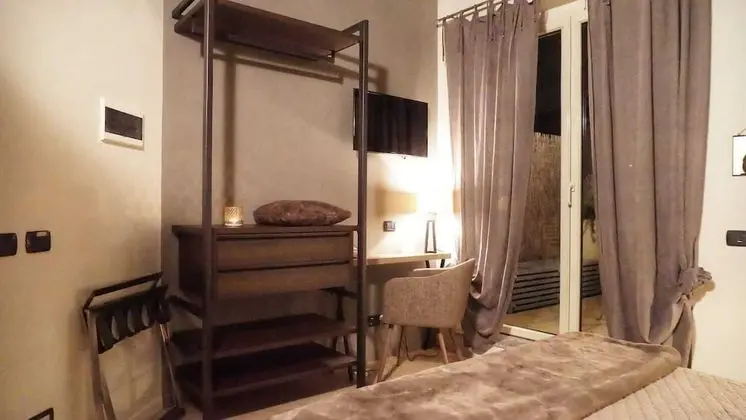 Tek Büyük Yataklı Oda