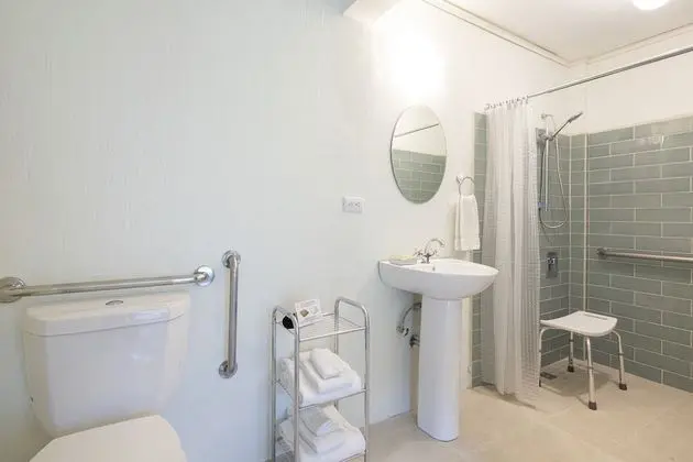 Standard Room, 2 Twin Beds - Road Facing