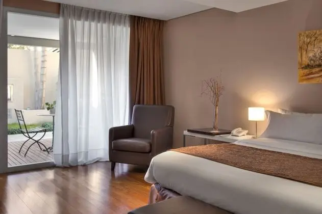 Premium Tek Büyük veya İki Ayrı Yataklı Oda