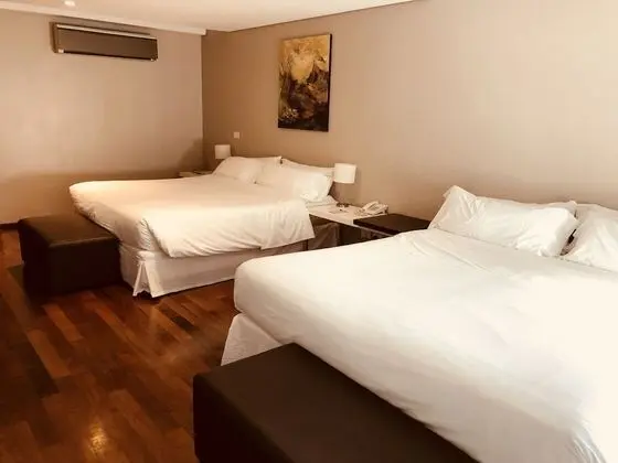 Tek Büyük Yataklı Oda, Birden Çok Yatak