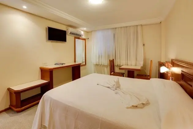 Deluxe Tek Büyük veya İki Ayrı Yataklı Oda