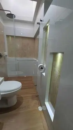 Basic Tek Büyük Yataklı Oda