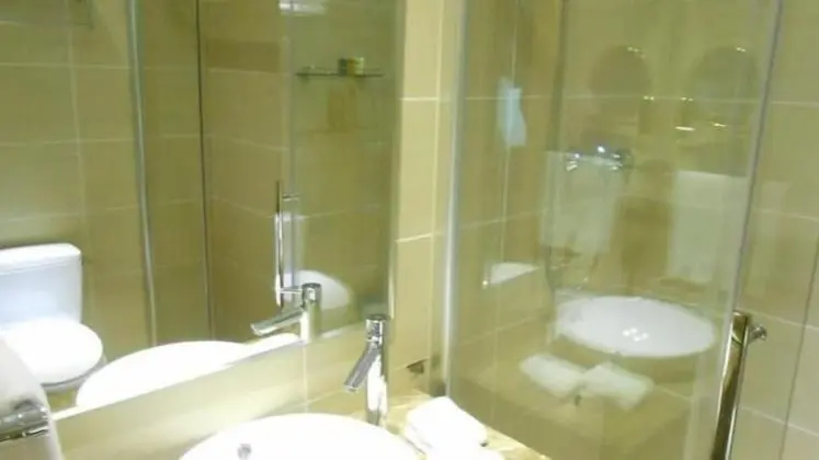 Business Oda, 2 Tek Kişilik Yatak