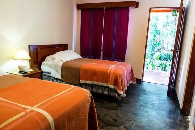 Tek Büyük Yataklı Oda, Bahçe Manzaralı, Avlu