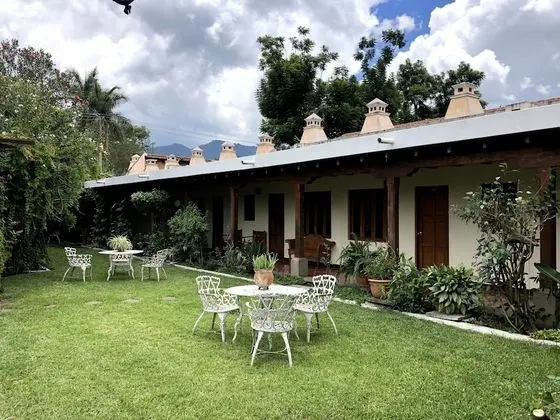 Tek Büyük Yataklı Oda, Bahçe Manzaralı, Avlu