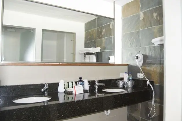 Superior Oda, 2 Çift Kişilik Yatak, Sigara İçilmez, Bahçe Manzaralı