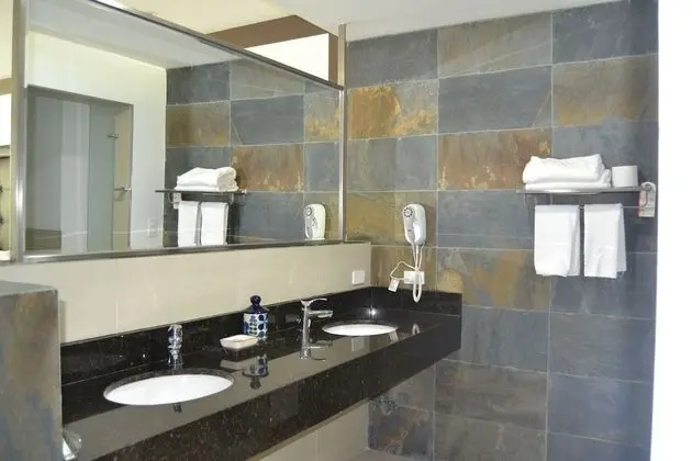 Superior Oda, 2 Çift Kişilik Yatak, Sigara İçilmez, Bahçe Manzaralı