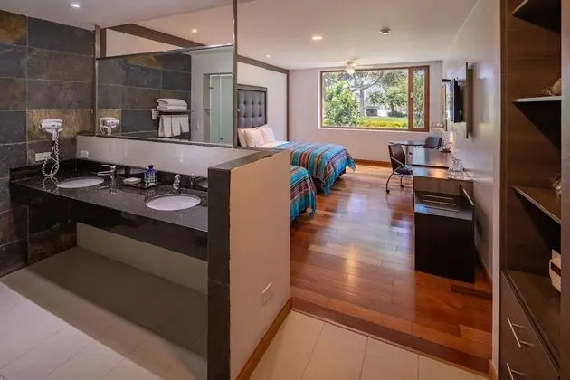 Superior Oda, 2 Çift Kişilik Yatak, Sigara İçilmez, Bahçe Manzaralı