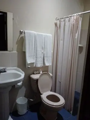 Üç Kişilik Oda