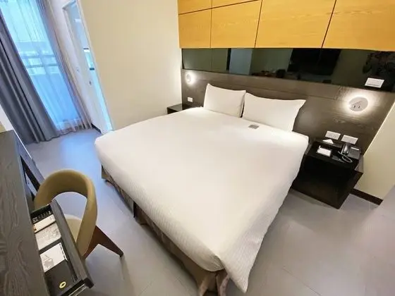 Deluxe Tek Büyük Yataklı Oda
