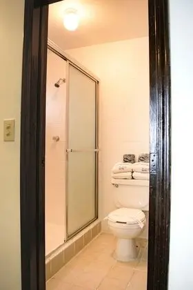 Basic Tek Büyük Yataklı Oda