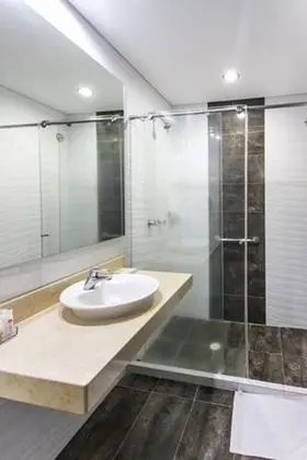 Superior Tek Büyük Yataklı Oda, 2 Çift Kişilik Yatak