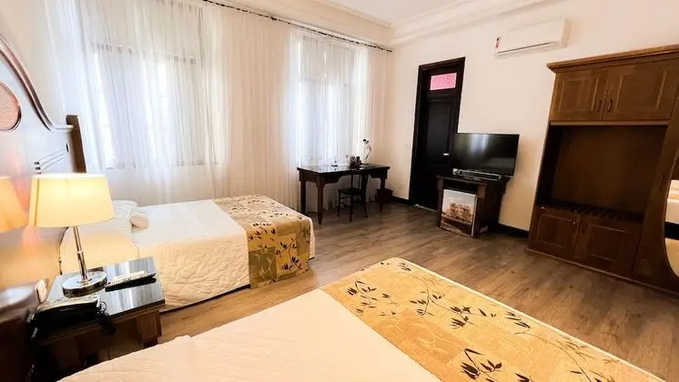 Deluxe Üç Kişilik Oda, 1 Çift Kişilik Yatak