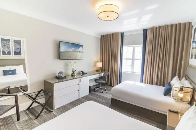 Deluxe Tek Büyük Yataklı Oda, 2 Çift Kişilik Yatak