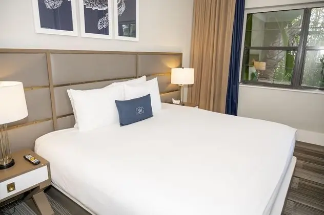 Luxury Tek Büyük Yataklı Oda, 1 En Büyük (King) Boy Yatak, Havuz Manzaralı