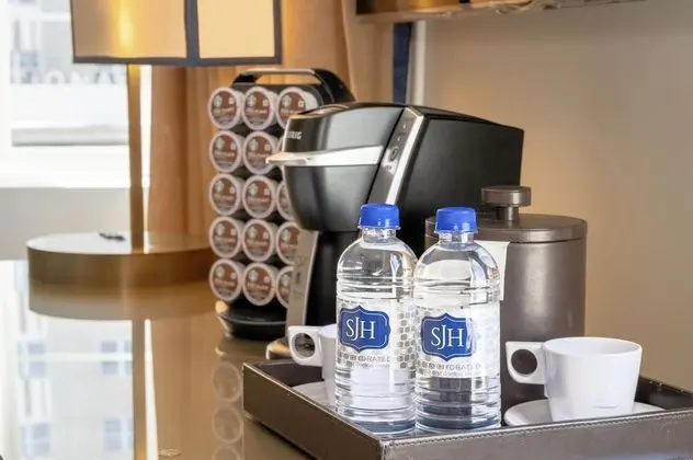 Luxury Tek Büyük Yataklı Oda, 1 En Büyük (King) Boy Yatak, Havuz Manzaralı