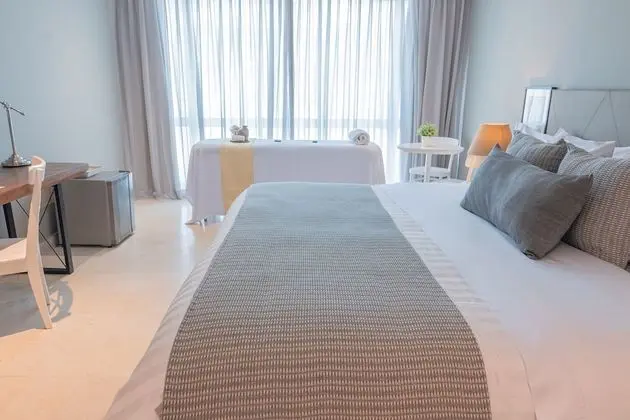 Luxury Tek Büyük Yataklı Oda