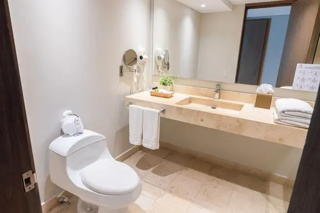 Luxury Tek Büyük Yataklı Oda