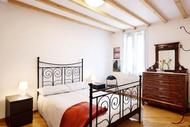 Apart Daire, 2 Yatak Odası (San Lazzaro Palazzone Duplex Flat)