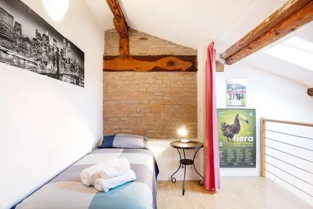 Apart Daire, 2 Yatak Odası (San Lazzaro Palazzone Duplex Flat)