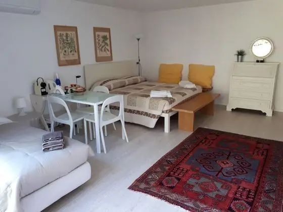 Üç Kişilik Oda, Özel Banyo, Bahçe Manzaralı