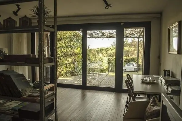 Üç Kişilik Oda, Özel Banyo, Havuz Manzaralı
