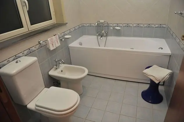 Deluxe Süit, Sıcak Su Küveti