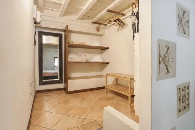 Basic Apart Daire, 1 Büyük (Queen) Boy Yatak ve Çekyat